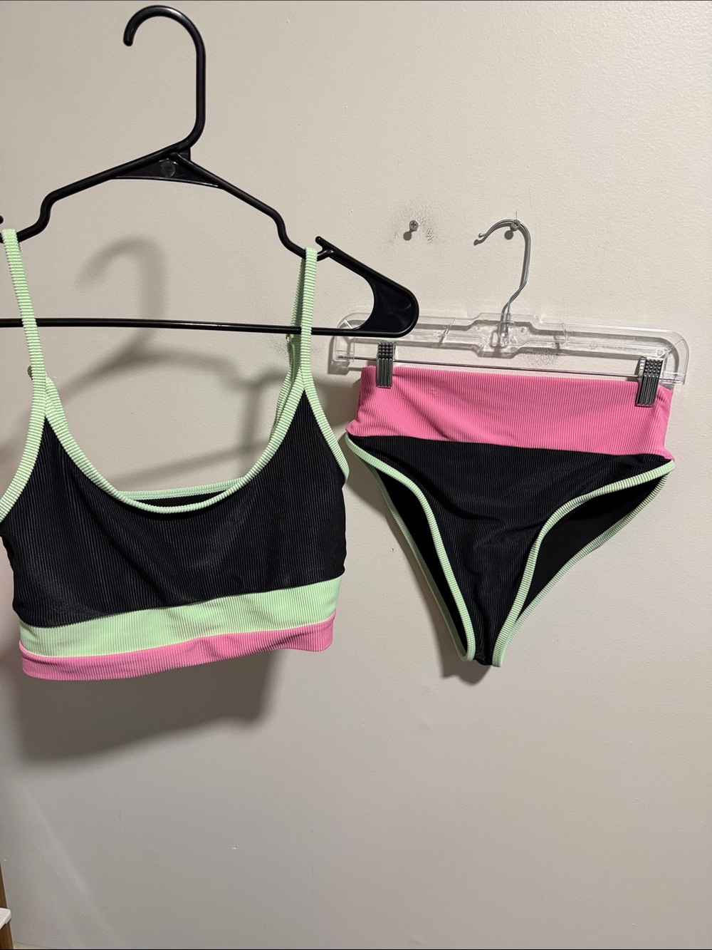 Beach Riot Emmy Bikini SET Size Medium